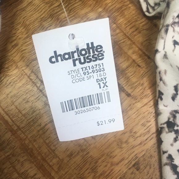 Charlotte Russe Snakeskin Reptile Crop Top Plus - Picture 3 of 6